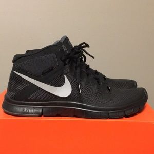 Nike Free Trainer 3.0 Mid Shield Men’s Size 9.5
